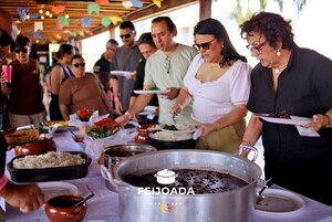 1� Feijoada Bar Container