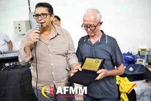Homenagem ao Sr. Jos� Jakonis
