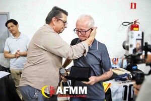 Homenagem ao Sr. Jos� Jakonis