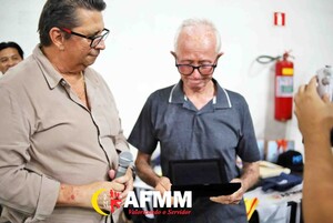 Homenagem ao Sr. Jos� Jakonis