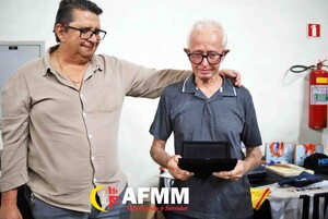 Homenagem ao Sr. Jos� Jakonis