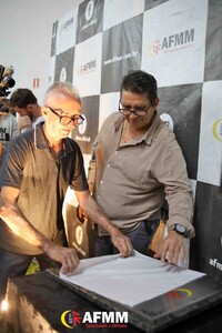 Homenagem ao Sr. Jos� Jakonis