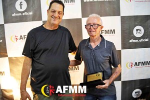 Homenagem ao Sr. Jos� Jakonis