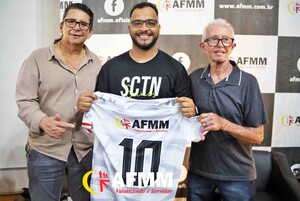 Homenagem ao Sr. Jos� Jakonis