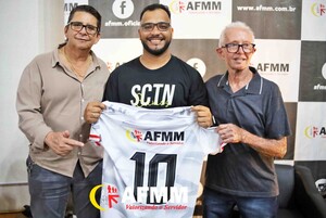 Homenagem ao Sr. Jos� Jakonis