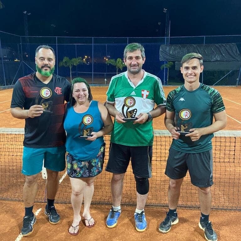 Torneio de t�nis da amizade, equipe verde � campe�