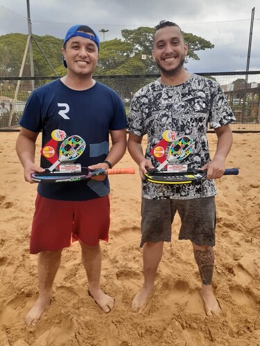 Jefferson e L�o s�o campe�es do Torneio Masculino em Duplas de Beach T�nis da AFMM