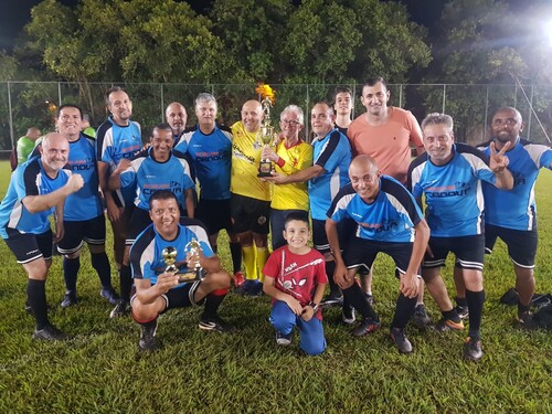 Equipe Boleiros � campe� da Copa Masters de Futebol Su��o