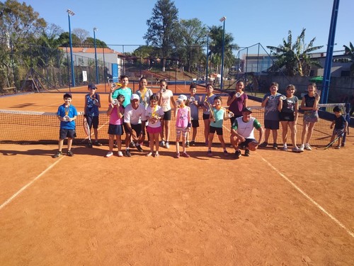 Projeto T�nis Kids AFMM � sucesso