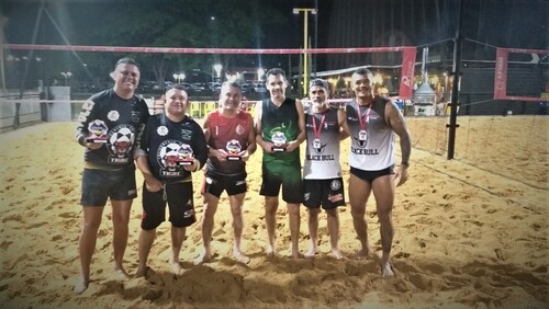 Piga e Alvarenga conquista t�tulo na categoria master de futev�lei