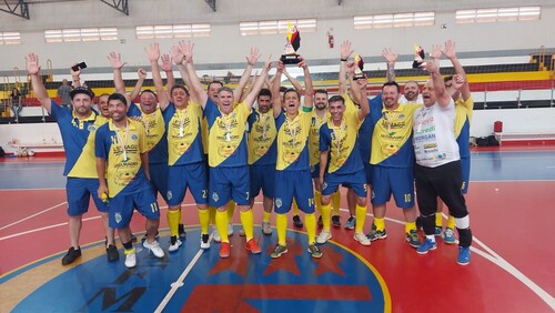 S�O MIGUEL DO IGUA�U � campe�o da IV Copa do Torneio Veterano +45 de Futsal da AFMM
