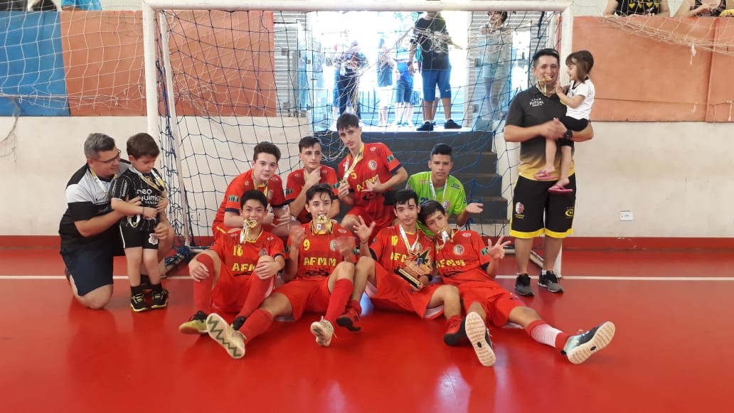 Sub-15 de Futsal da AFMM vence Col�gio S�o Francisco Xavier e conquista t�tulo