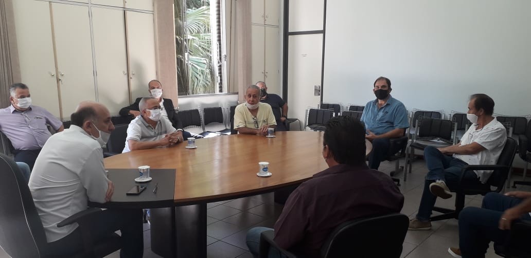 Mazar�o e demais presidentes de clubes se reuniram com vice prefeito