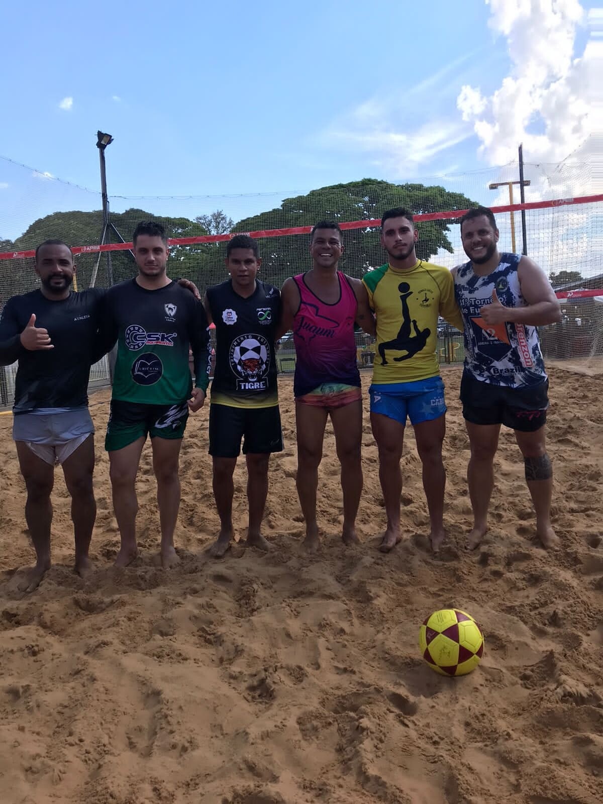 Ronald x Fao (Anderson) conquistam o 1� Torneio de Futev�lei da AFMM